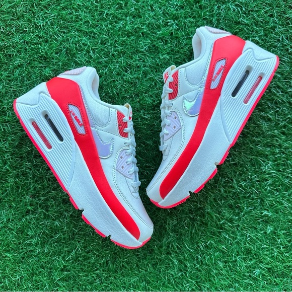 Nike Air Max 90 Lv8 Siren Red Platforms - Picture 5 of 9